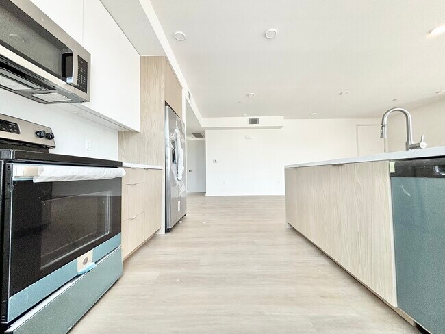 Foto del edificio - 4406 Fulton Ave