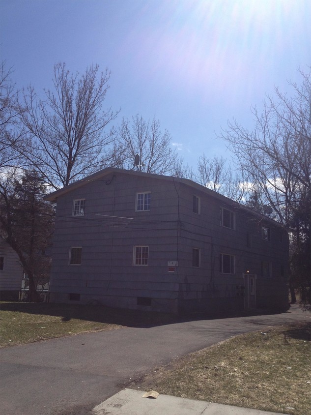 Building Photo - 142 Orlando Ave