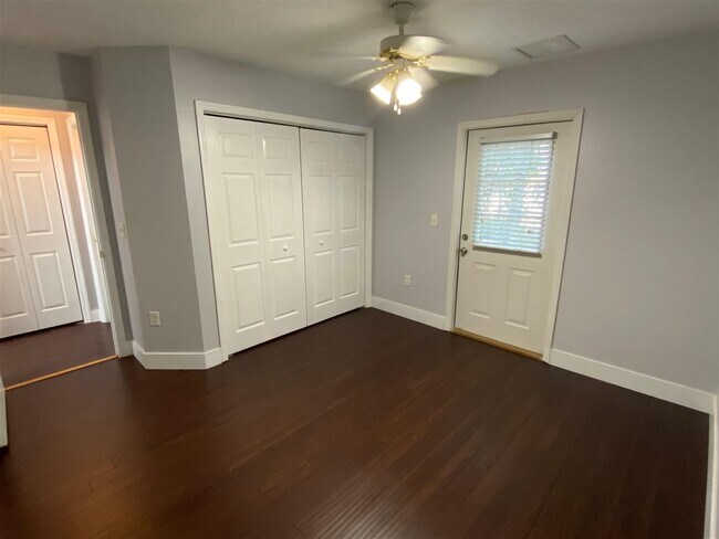Foto del edificio - 2520 Graves Rd