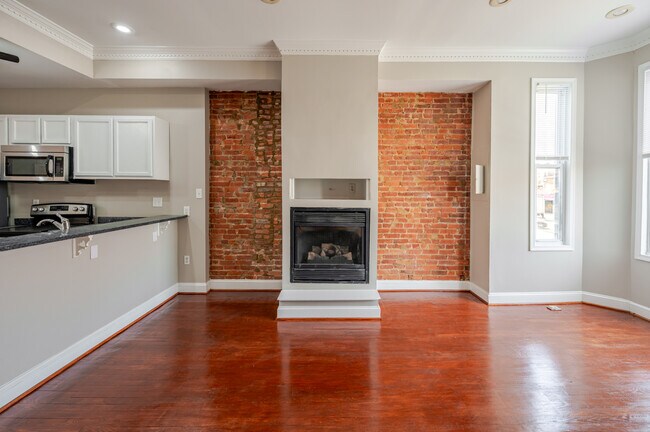 Foto del edificio - 408 Rhode Island Ave NW