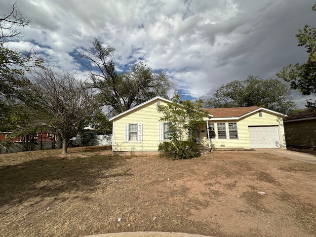 Foto del edificio - 1224 N Green Acres Dr