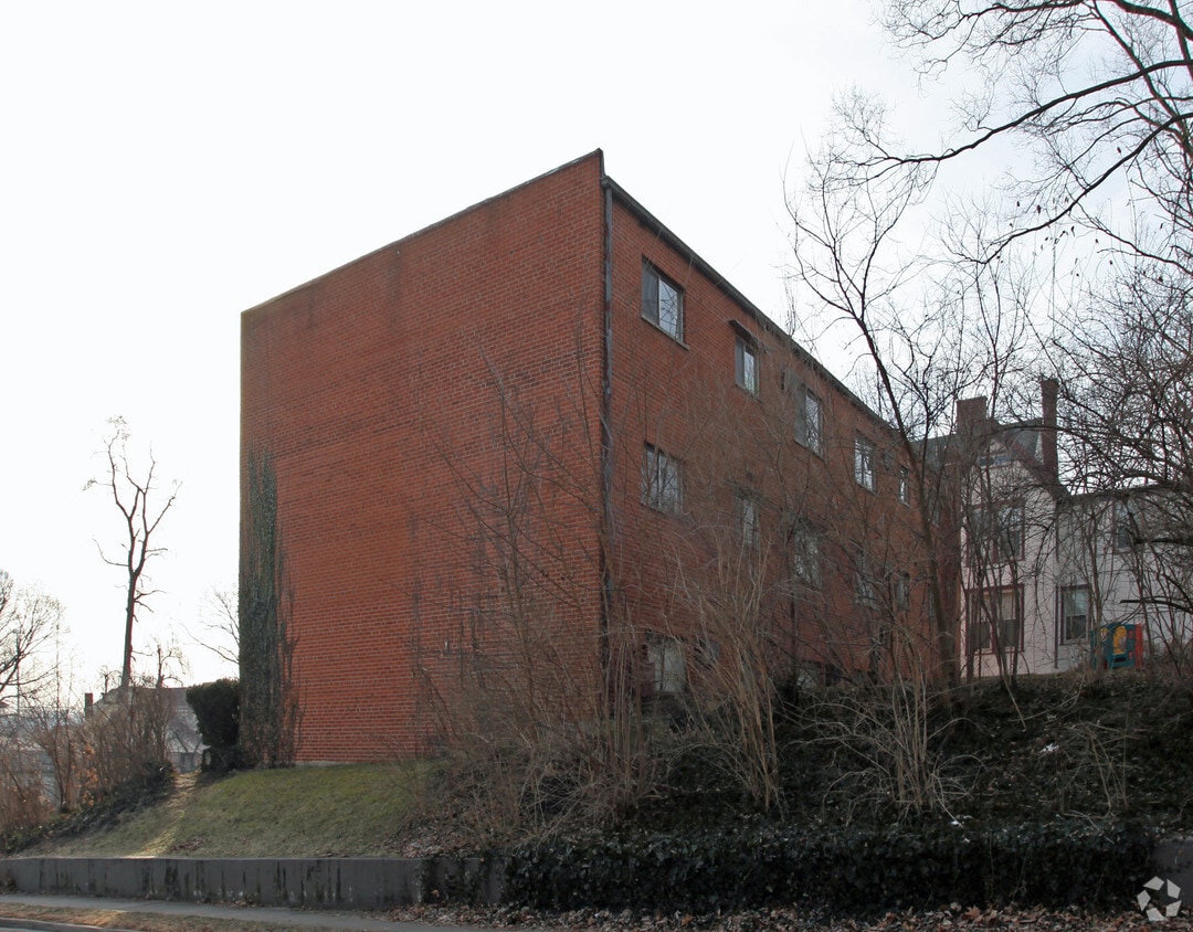 Building Photo - 4535 Mellwood Ave