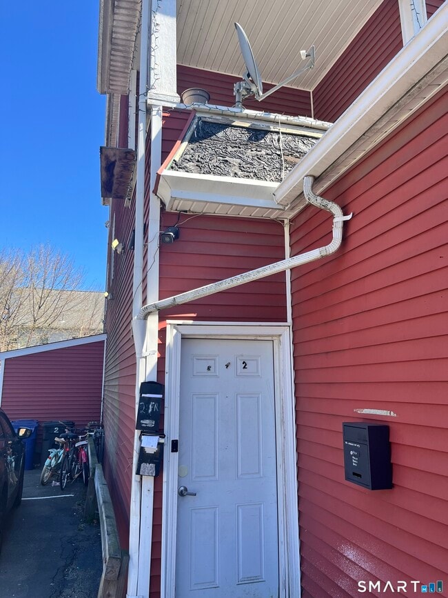 Building Photo - 192 Wakelee Ave