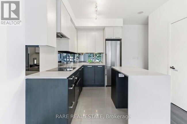 Photo du bâtiment - 1830 Bloor St W