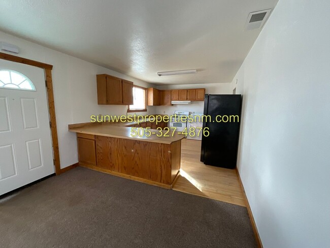 Foto del edificio - 2 Bedroom, 1 Bath with Washer and Dryer