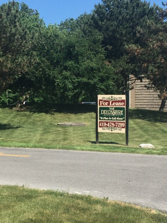 Foto del edificio - 902 Gribbin Ln