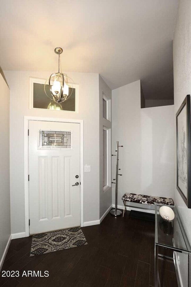 Building Photo - 8828 E Riviera Dr