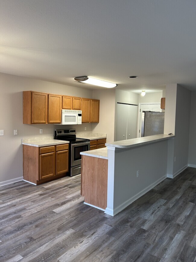 Foto del edificio - 2445 Whetstone Ln