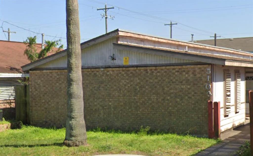 Primary Photo - 5103 Avenue Q 1/2