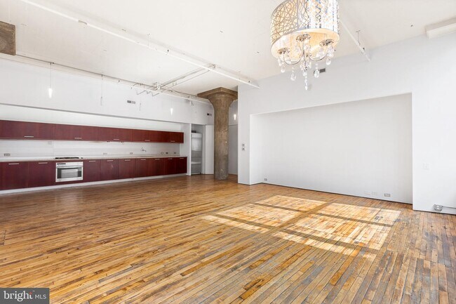 Building Photo - 314-22 N 12th St