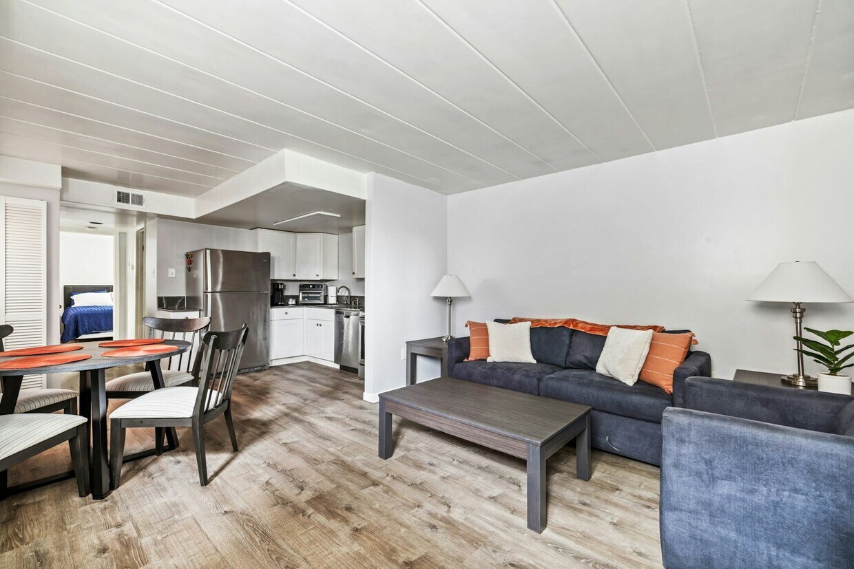 Photo - 1115 Mary Ann Street, Unit 1117-1