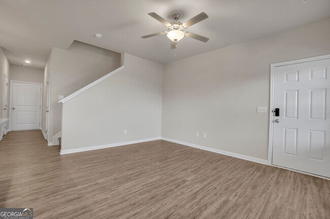 Foto del edificio - 2104 Irvin Ct