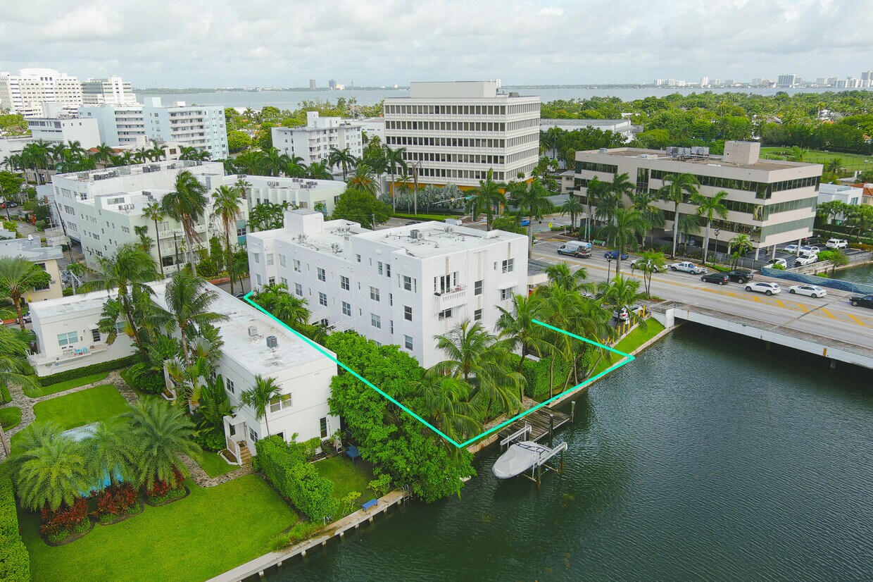 Foto principal - 4035 Meridian Ave