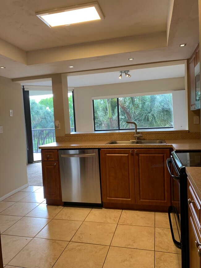 Foto del edificio - 6701 SW 116th Ct