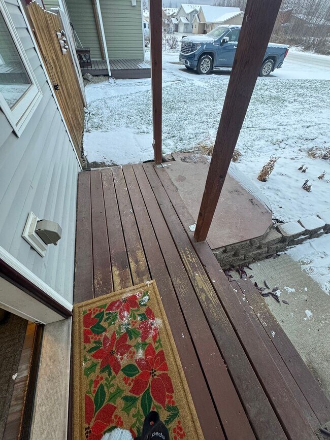 Foto del edificio - 2 story 3 bd 1.5 bath townhouse in Lavelle Estates!