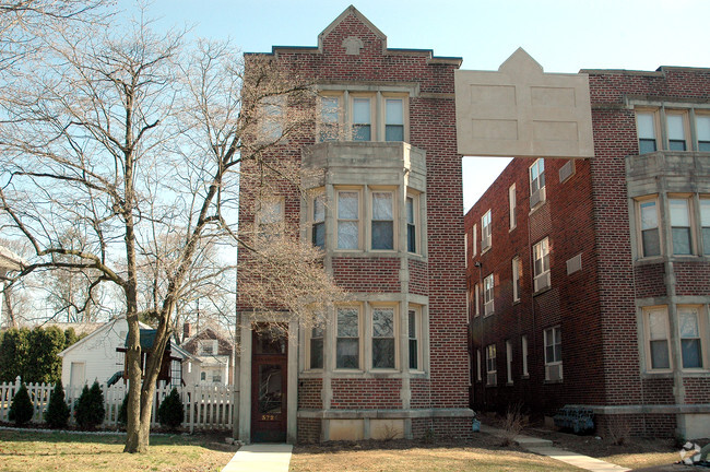 Building Photo - 3726-3730 School Ln