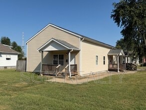 Building Photo - 26 N 18th St