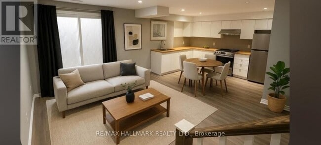 Building Photo - 30 Gatwick Ave