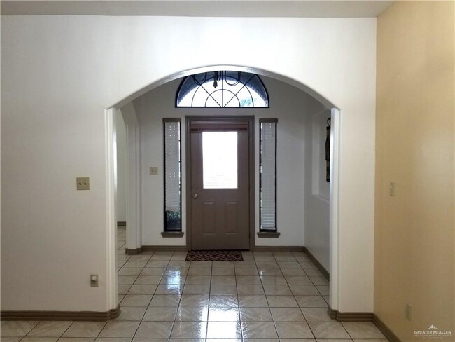 Foto del edificio - 1310 Dove Ln