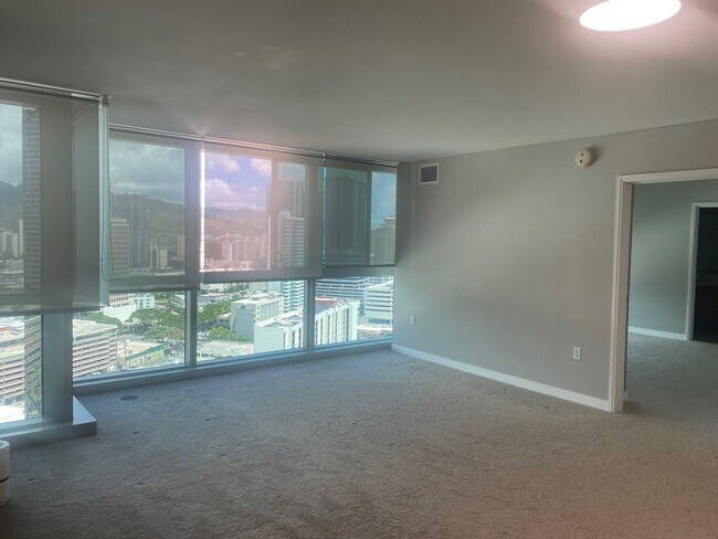 Foto del edificio - Luxurious 3-bed with 2-bath Condo - Heart ...