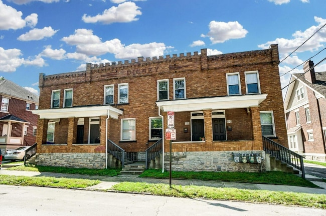 Building Photo - 195 E 12th Ave