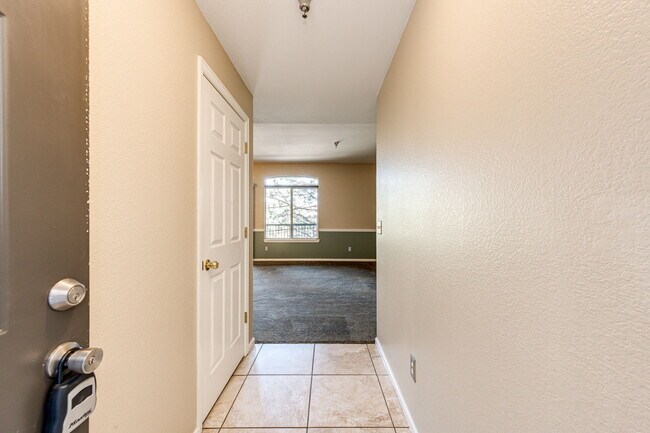 Foto del edificio - 2575 S Syracuse Way