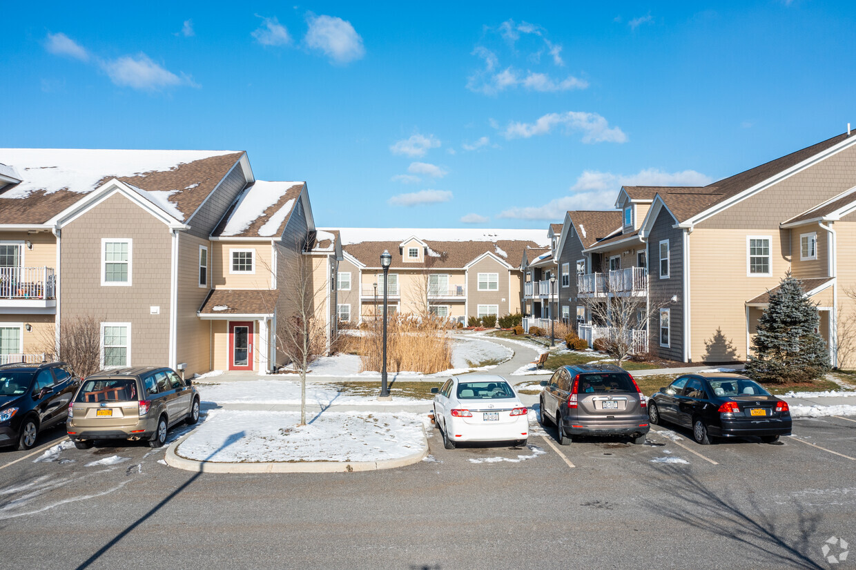 Building Photo - The Mews II