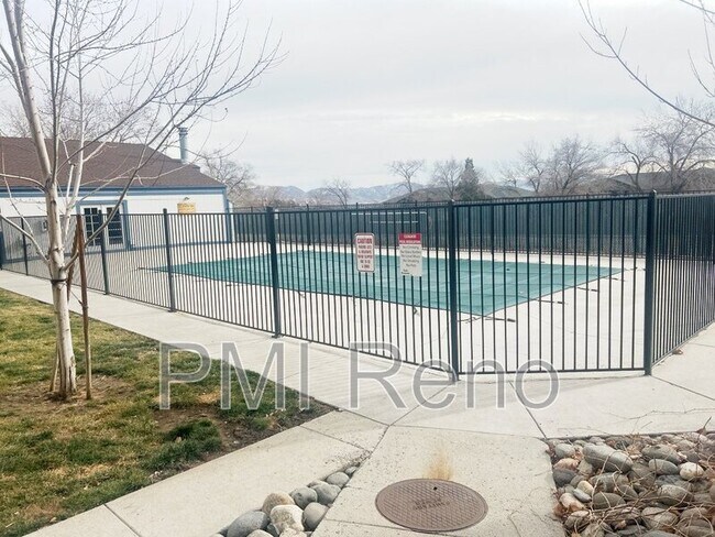 Building Photo - 2555 Clear Acre Ln