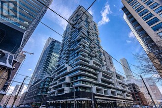 Building Photo - 77 Shuter St