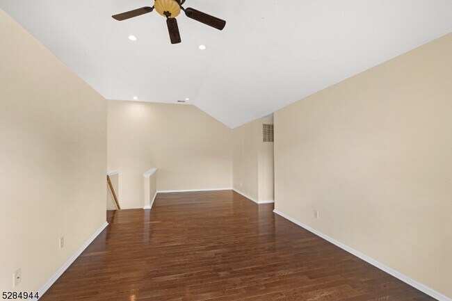 Building Photo - 77 Williamson Ct