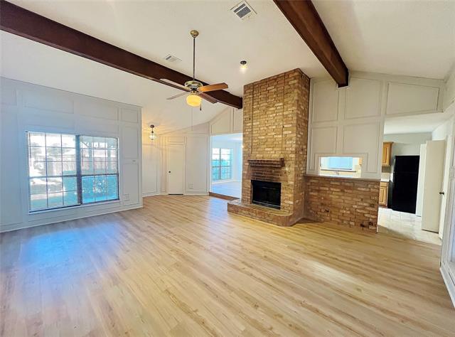 Building Photo - 404 Lincoln Dr