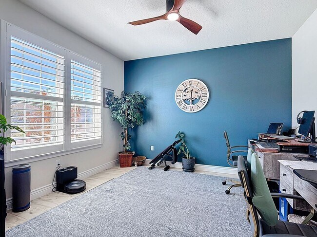 Foto del edificio - 6485 Shimmering Shrs Ln