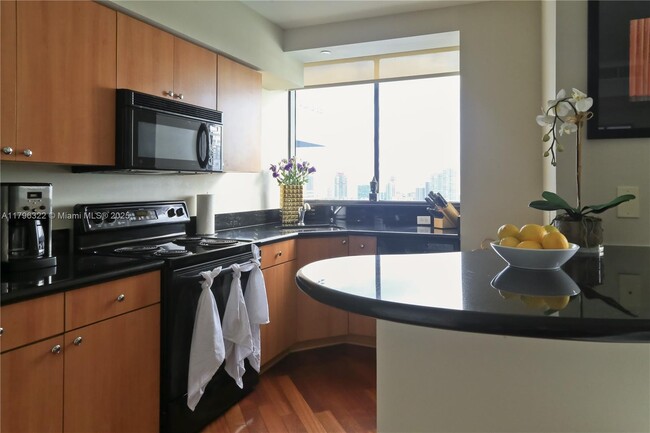 Foto del edificio - 1330 West Ave