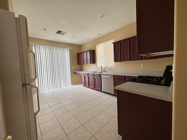 Foto del edificio - 8701 Emsdale Ct
