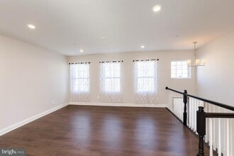 Building Photo - 23788 Myrtle Glen Way