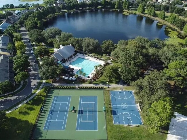 Foto del edificio - 14451 Bluebird Park Rd
