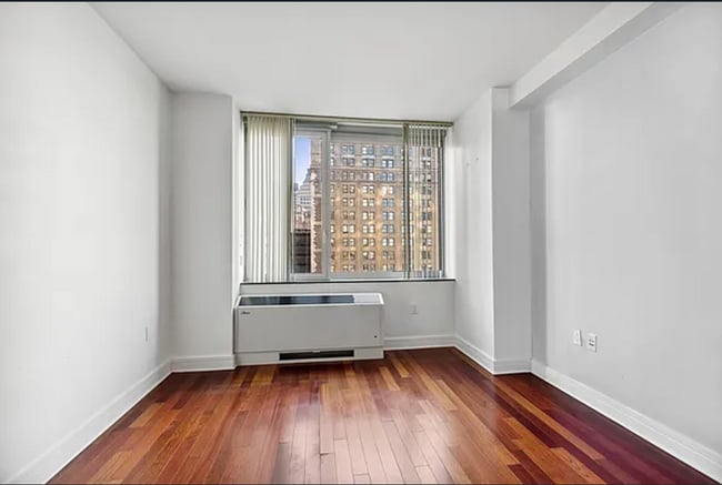 2nd bedroom - 30 West St