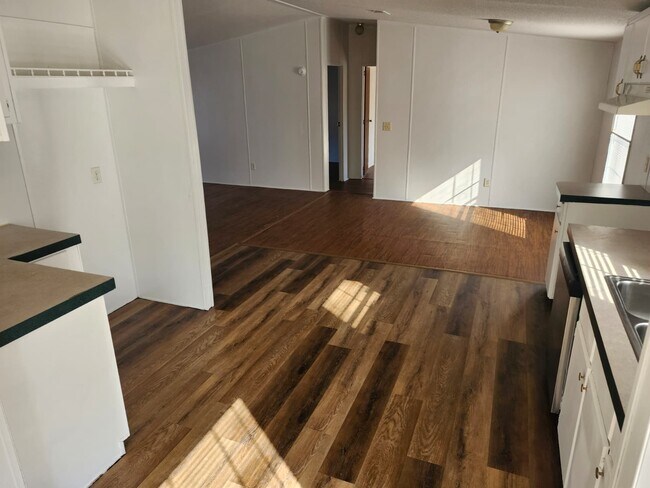 Foto del edificio - 9611 SW 82nd Ave