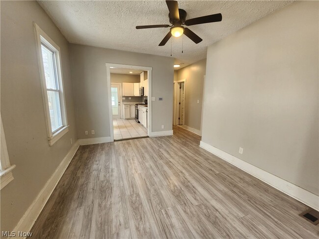 Building Photo - 3709 E 69th St