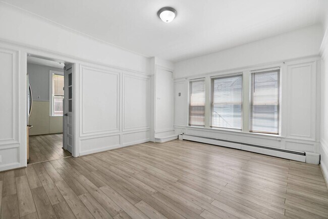 Foto del edificio - 130R West End Ave