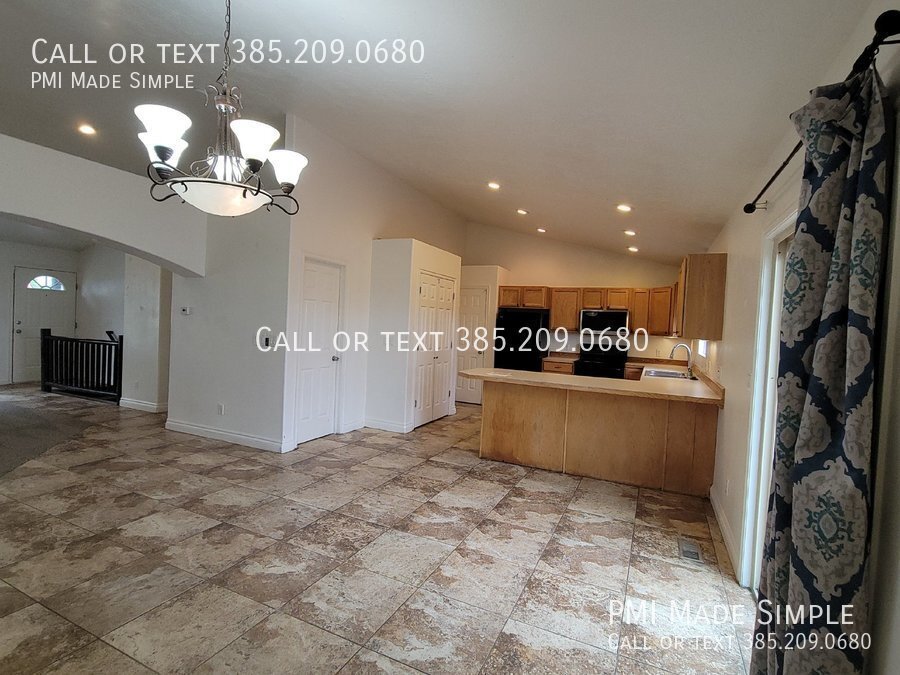 1435 N Spg Mountain Dr, Springville, UT 84663 Room for Rent in