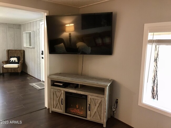 Building Photo - 8871 Wild Turkey Ln