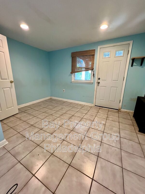 Foto del edificio - 4728 Smick St