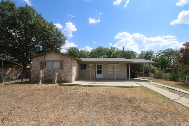 Building Photo - 6010 Shoreview Pl