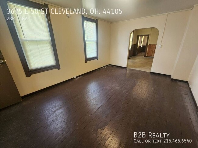 Foto del edificio - 3675 E 50th St
