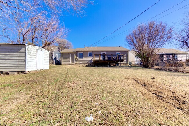 Foto del edificio - Gorgeous 2 Bedroom Home Minutes From TU!!!
