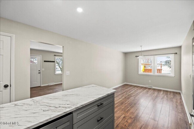 Foto del edificio - 314B Goode St