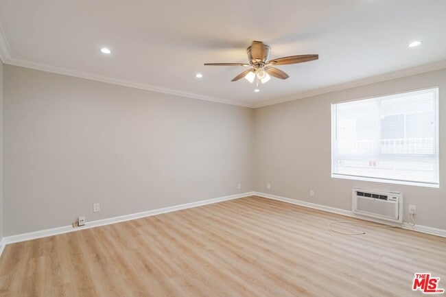 Foto del edificio - 10900 Blix St