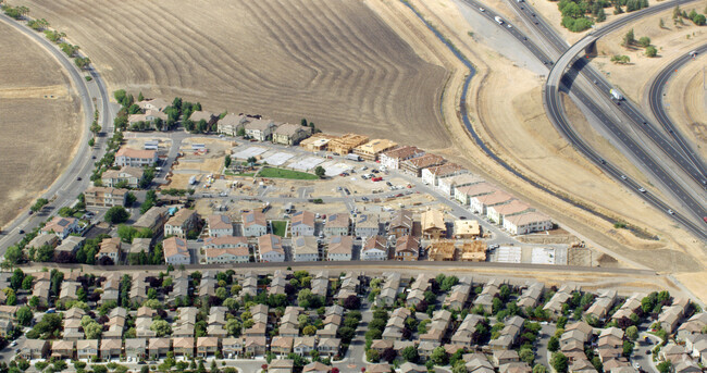 Building Photo - Portisol at Artisan Square