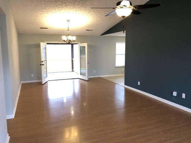 Foto del edificio - 5616 Jamaica Ln